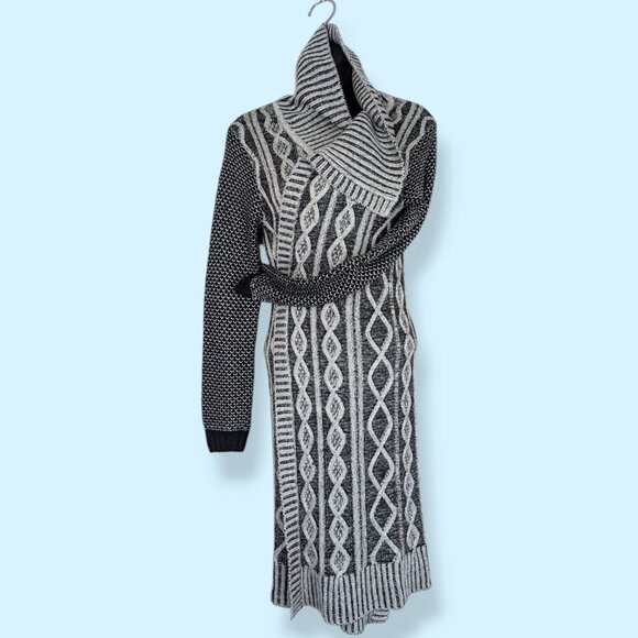 California Moonrise Long Knit Cardigan - Picture 3 of 9